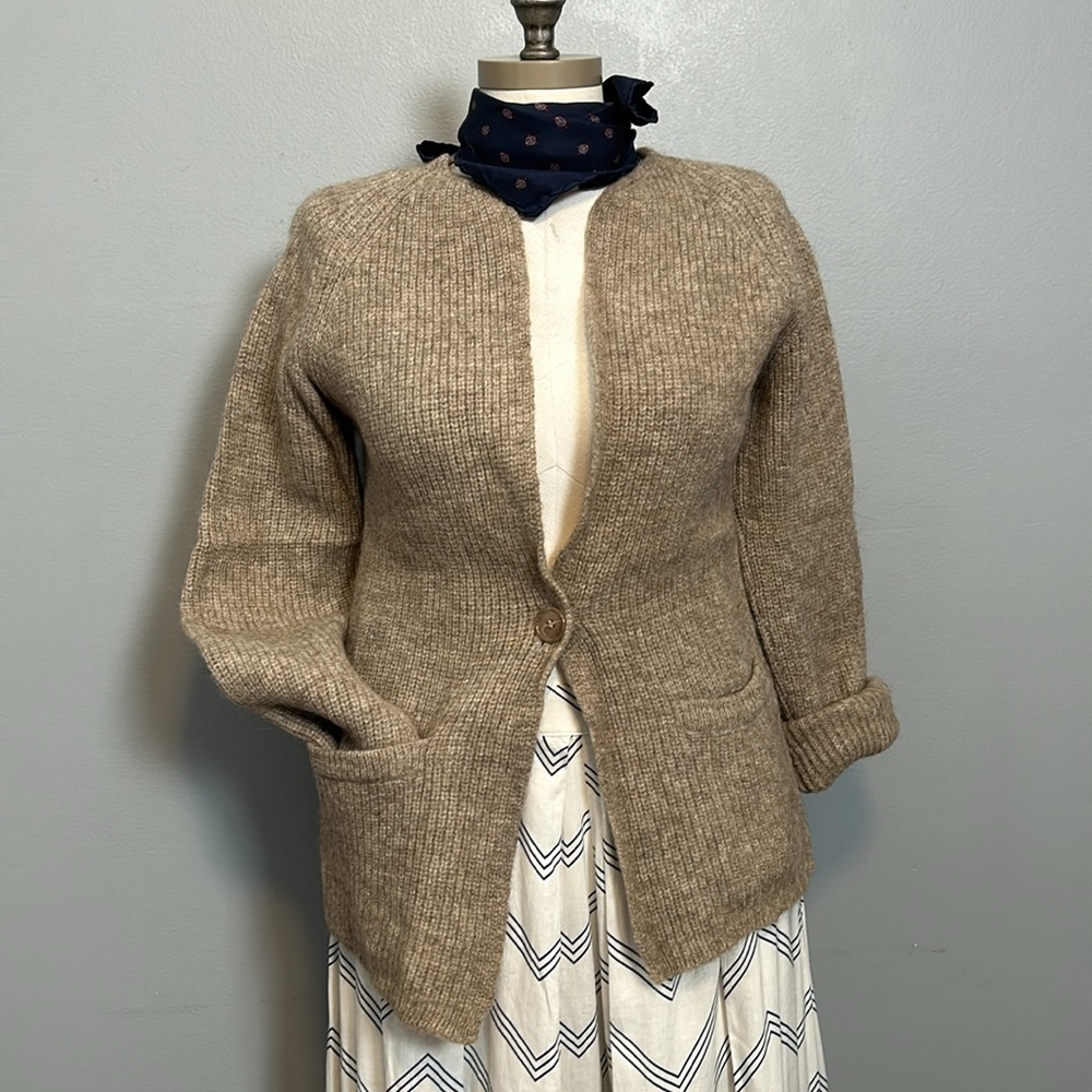 Adrienne Vittadini Tan Cardigan Sweater